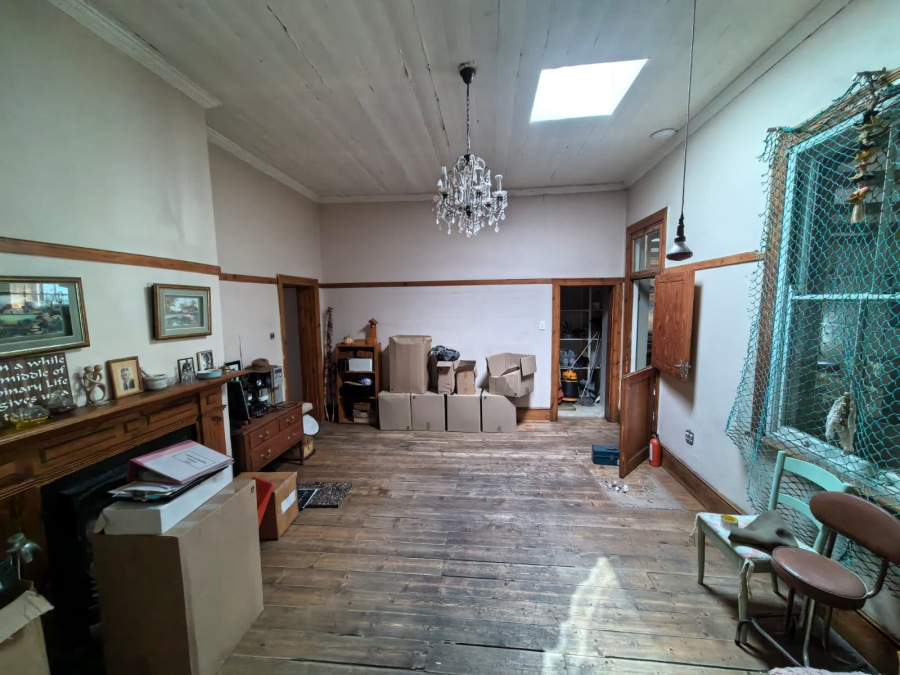 6 Bedroom Property for Sale in Parys Free State